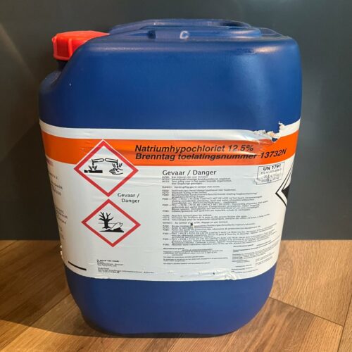 Featured image for “Vloeibaar chloor 12,5% / can van 20 liter natriumhypochloriet (excl. statiegeld) Brenntach”