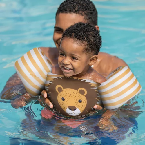 Featured image for “Swim Essentials Puddle Jumper Leeuw 2-6 jaar”